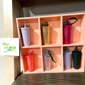 Starbucks keychains no box. New with no tag. Prices per keychain.